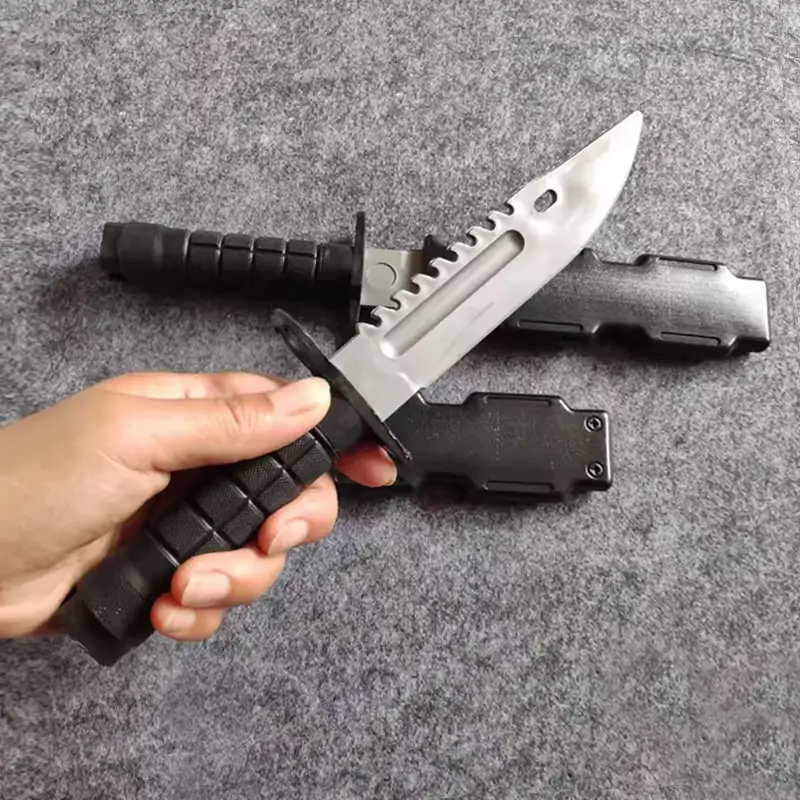 Plastic simulated knives