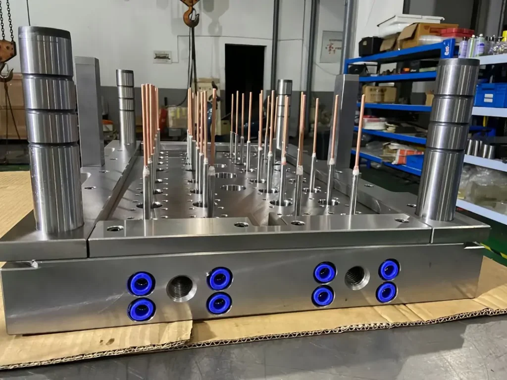 Injection Molding Medical Plastics5